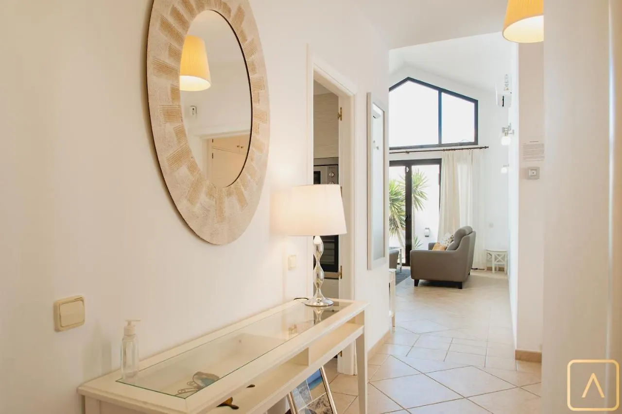 Villa Orcades Close To Town Center Pool & A/C Playa Blanca