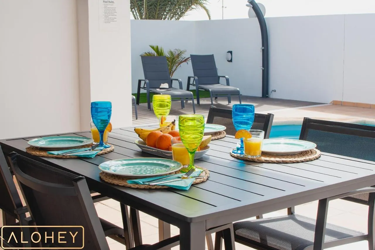 Villa Orcades Close To Town Center Pool & A/C Playa Blanca  0*, Playa Blanca (Lanzarote)